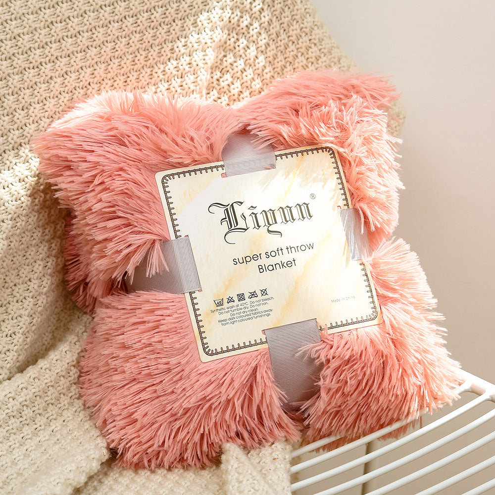 Super Soft Coral Fleece Blanket – Warm, Cozy & Stylish Throw Blanket - The Ginger Toy Shop